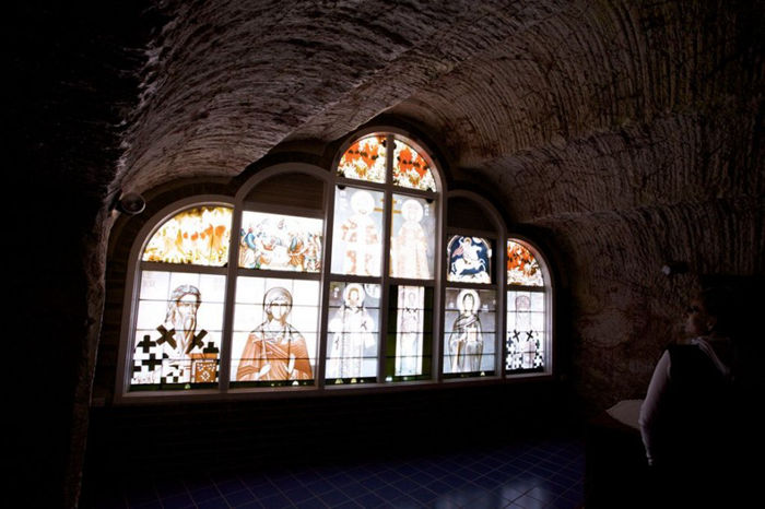 世界上唯一真實存在的地下城，澳大利亞居住在地下的小鎮--置頂表情