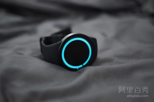 暗夜發出霓虹藍光的ZIIIRO Eclipse手表，簡約又時尚--置頂表情